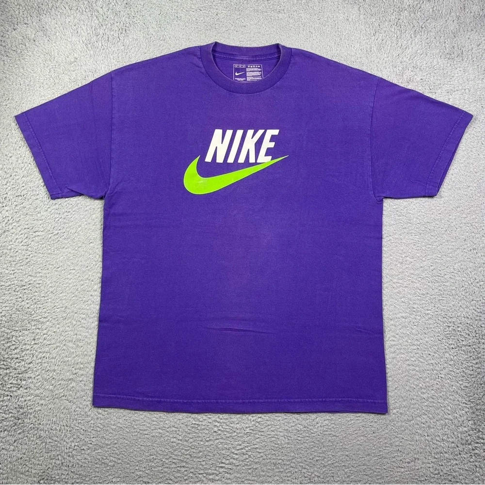 Nike‎ big logo T-shirt